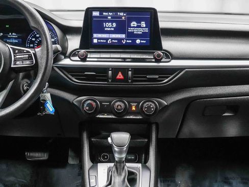 Used 2023 Kia Forte LXS image 13