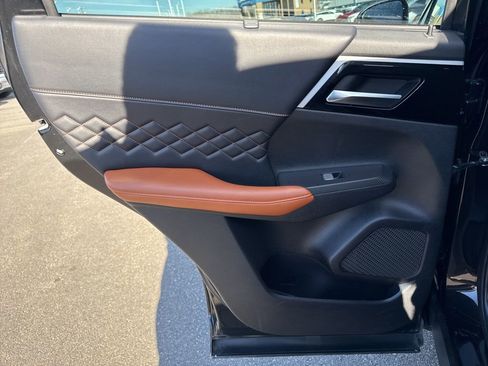 Used 2022 Mitsubishi Outlander SEL image 31