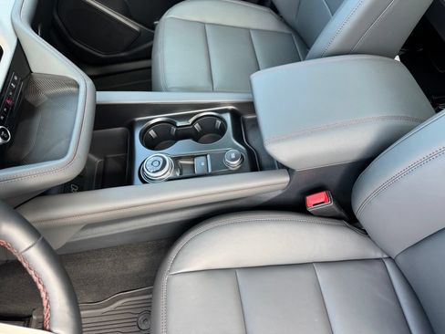 New 2026 Ford Explorer Active w/ Active Comfort Package AWD/4WD image 17