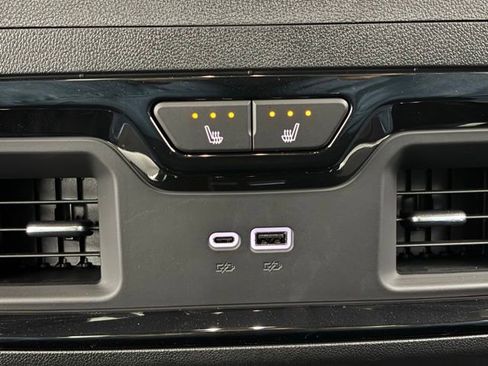 New 2026 GMC Sierra 1500 AT4 w/ Technology Package image 6