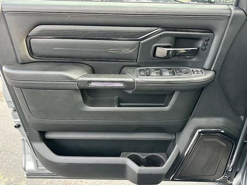 Used 2024 RAM 3500 Limited image 13