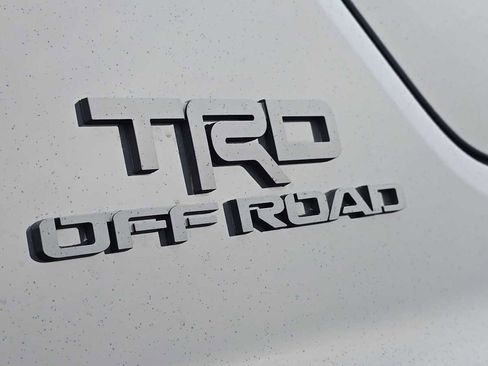 Certified 2025 Toyota 4Runner TRD Off-Road Premium image 20