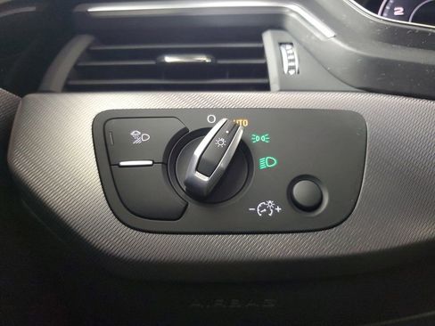 Used 2023 Audi A4 2.0T Premium Plus image 34