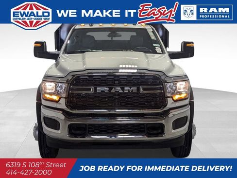 New 2024 RAM 4500 Tradesman image 15
