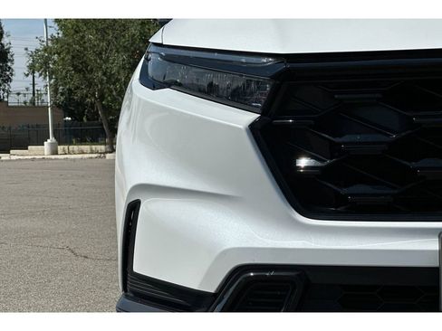 Used 2025 Honda CR-V Sport image 18