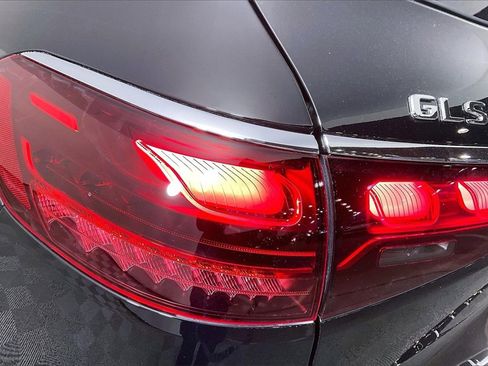 Used 2026 Mercedes-Benz GLS 450 4MATIC image 25