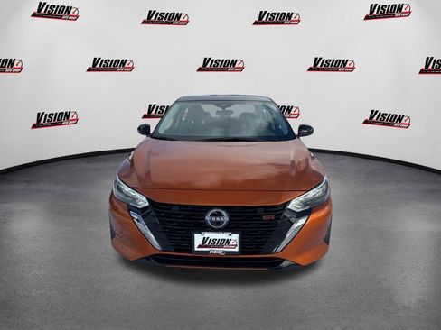 Used 2024 Nissan Sentra SR image 2
