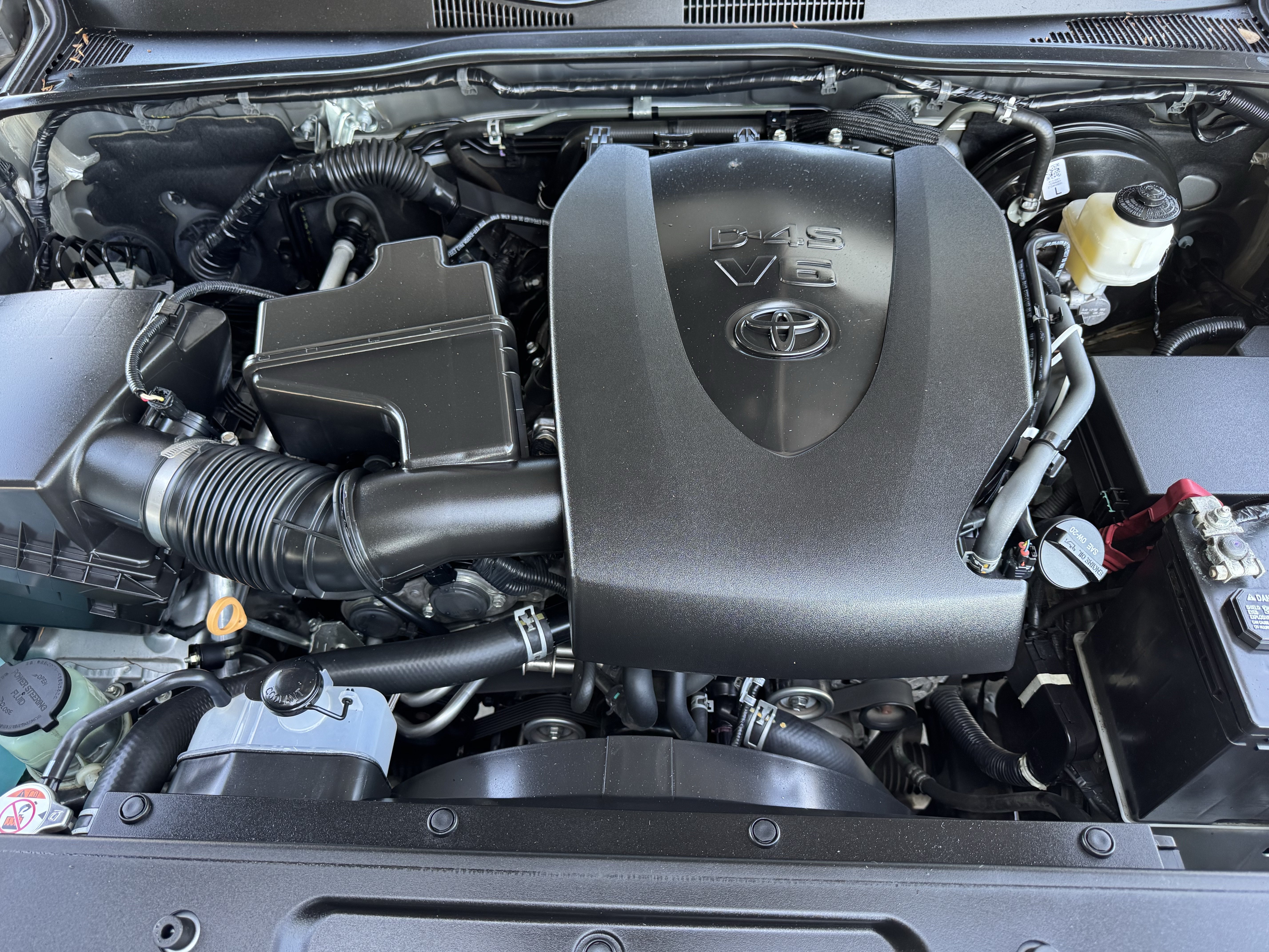 Used 2021 Toyota Tacoma SR AWD/4WD image 25