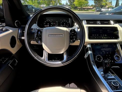 Used 2022 Land Rover Range Rover Sport HSE Silver Edition image 7