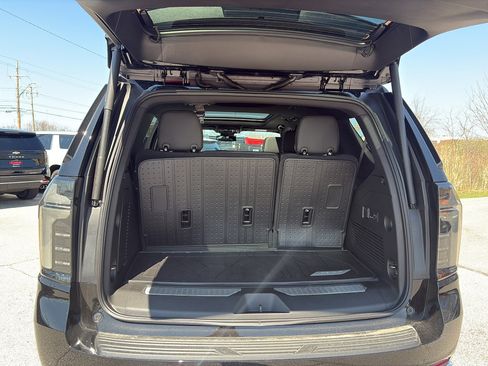 New 2026 Chevrolet Tahoe Premier w/ Sun And Tow Package AWD/4WD image 6