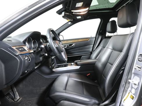 Certified 2014 Mercedes-Benz E 350 4MATIC Sedan image 3