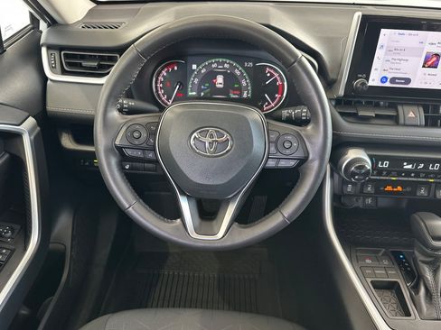 Used 2025 Toyota RAV4 XLE w/ Weather Package FWD image 18