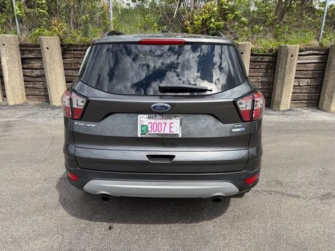 Used 2018 Ford Escape SE w/ Ford Safe & Smart Package AWD/4WD image 24