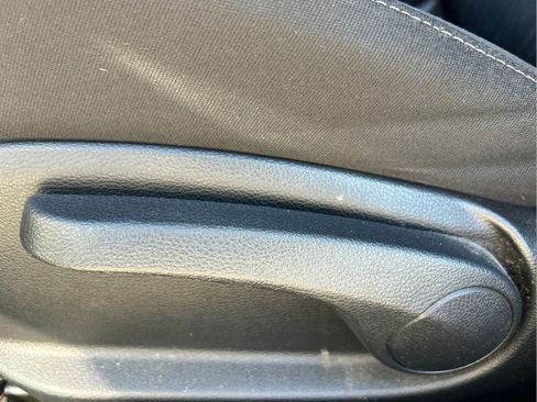 Used 2016 Kia Forte LX FWD image 10