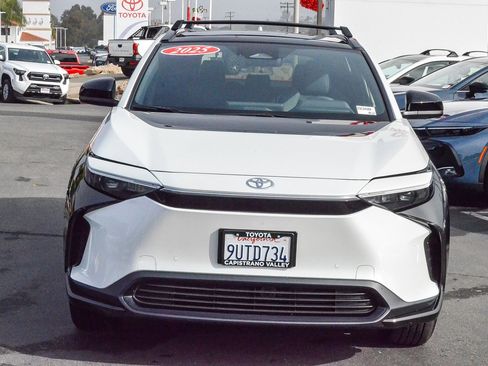 Certified 2025 Toyota bZ4X FWD image 2