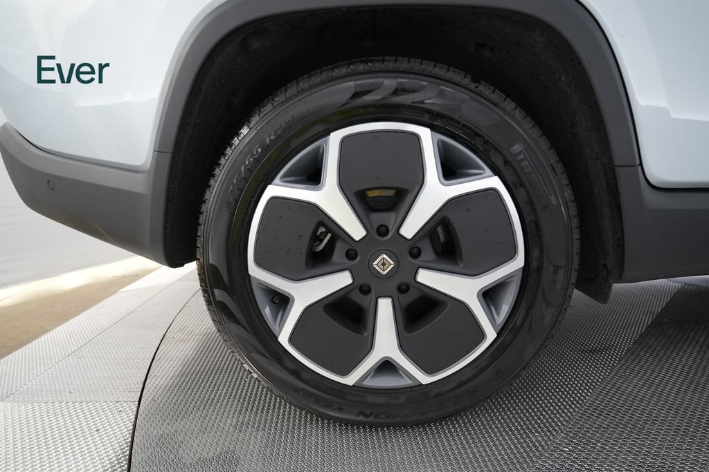 Used 2024 Rivian R1T Adventure Dual AWD/4WD image 20