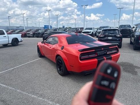 Used 2022 Dodge Challenger SRT Hellcat RWD image 9
