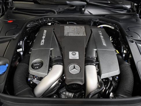 Used 2017 Mercedes-Benz S 63 AMG 4MATIC Sedan image 32