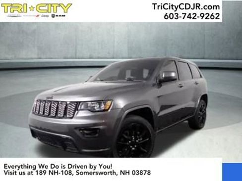 Used 2019 Jeep Grand Cherokee Altitude image 37