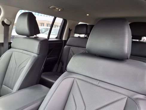 Certified 2025 Hyundai Santa Fe SEL image 36