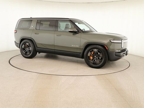 Used 2022 Rivian R1S Launch Edition image 9