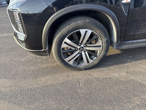 Used 2025 Mitsubishi Outlander Sport ES image 11