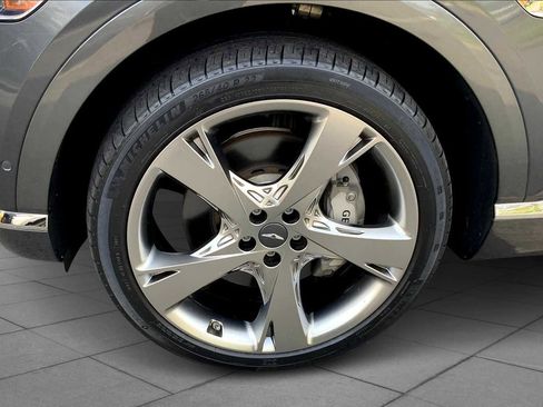 Used 2023 Genesis GV80 2.5T w/ Prestige Package image 10