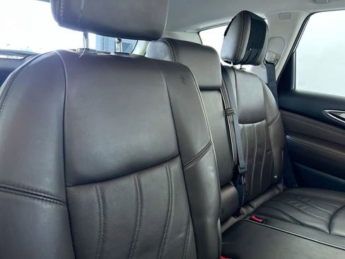 Used 2020 INFINITI QX60 Luxe w/ Essential Package FWD image 30