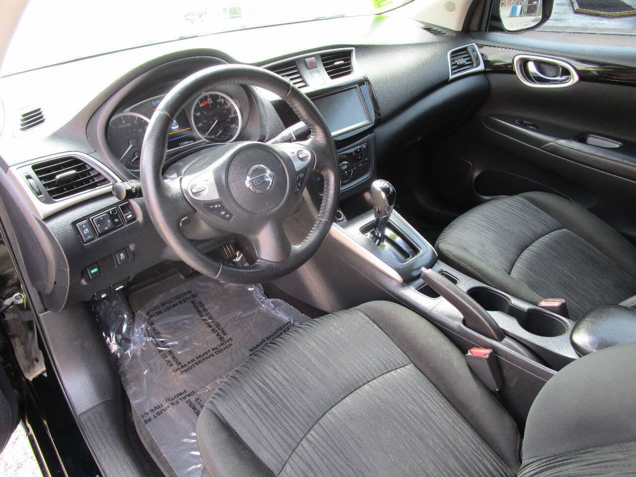 Used 2019 Nissan Sentra SV FWD image 10