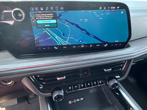 Certified 2025 Chevrolet Tahoe LT image 30