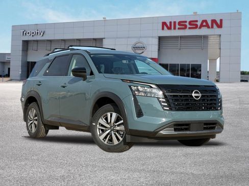 New 2026 Nissan Pathfinder SL image 1