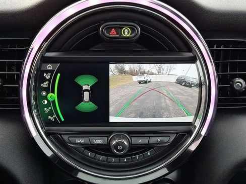 Used 2021 MINI Cooper SE w/ 8.8" Touchscreen Nav Package image 21