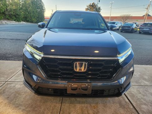 Used 2025 Honda CR-V EX-L image 2