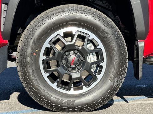 New 2025 Toyota Tacoma TRD Off-Road image 23