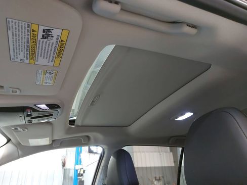 Certified 2025 Subaru Outback Touring w/ Popular Package #2 image 31