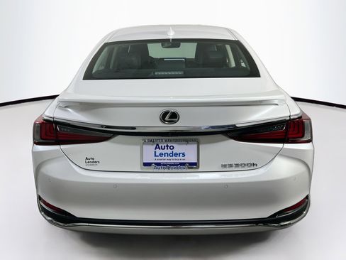 Used 2024 Lexus ES 300h image 6