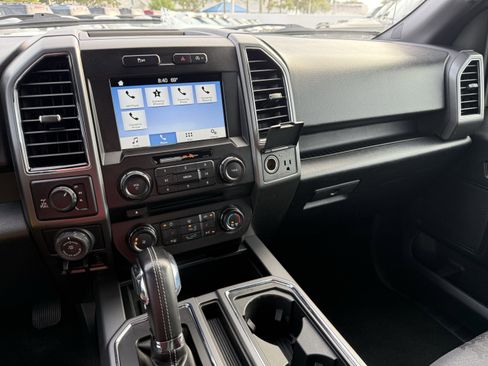 Used 2018 Ford F150 XLT w/ Equipment Group 302A Luxury image 27