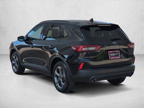 Used 2025 Ford Escape ST-Line AWD/4WD image 8