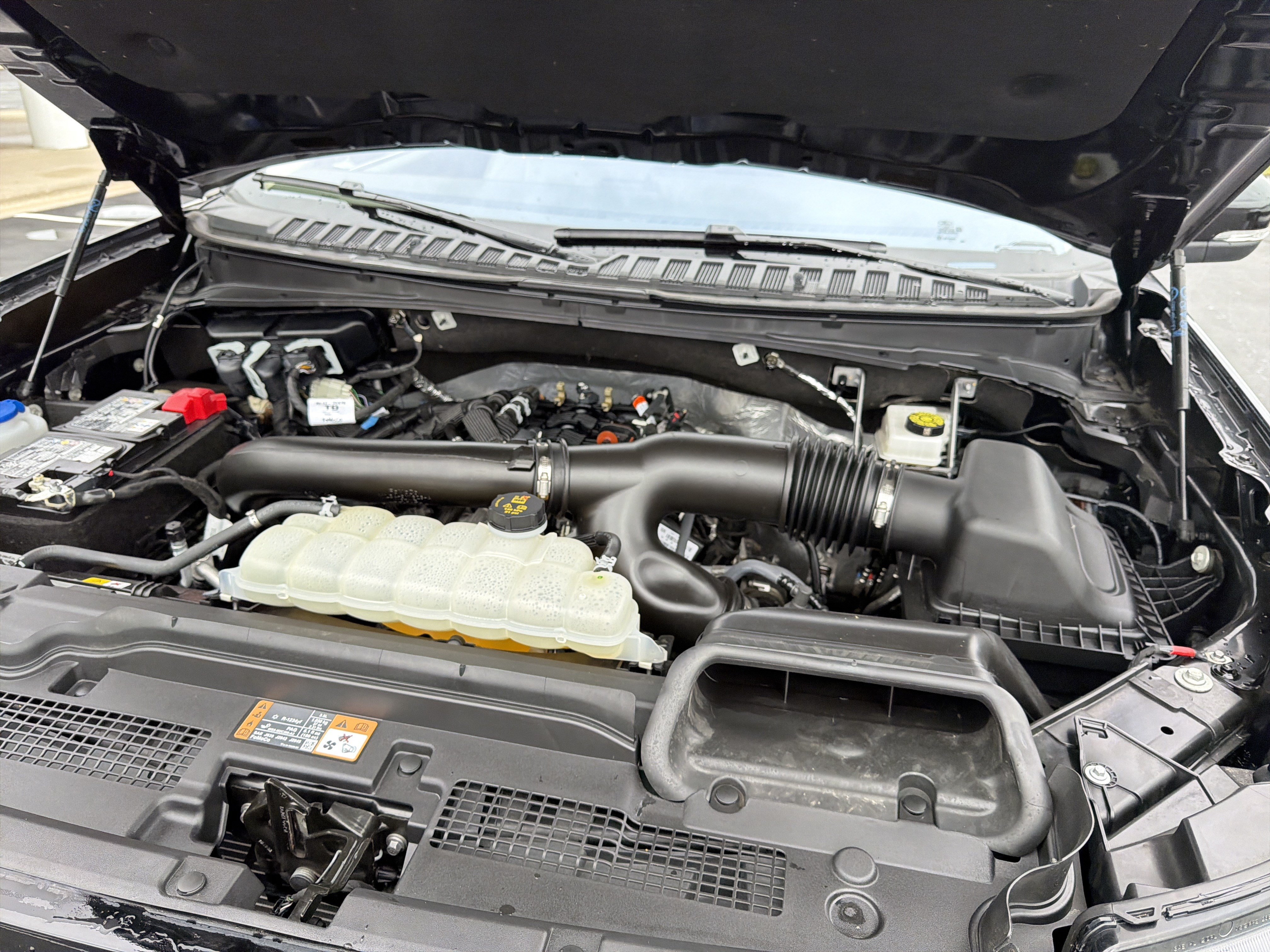 Certified 2025 Ford Expedition Active AWD/4WD image 57