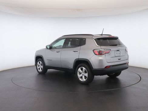 Certified 2019 Jeep Compass Latitude w/ Popular Equipment Group AWD/4WD image 19