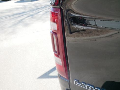 Used 2023 RAM 1500 Laramie image 17
