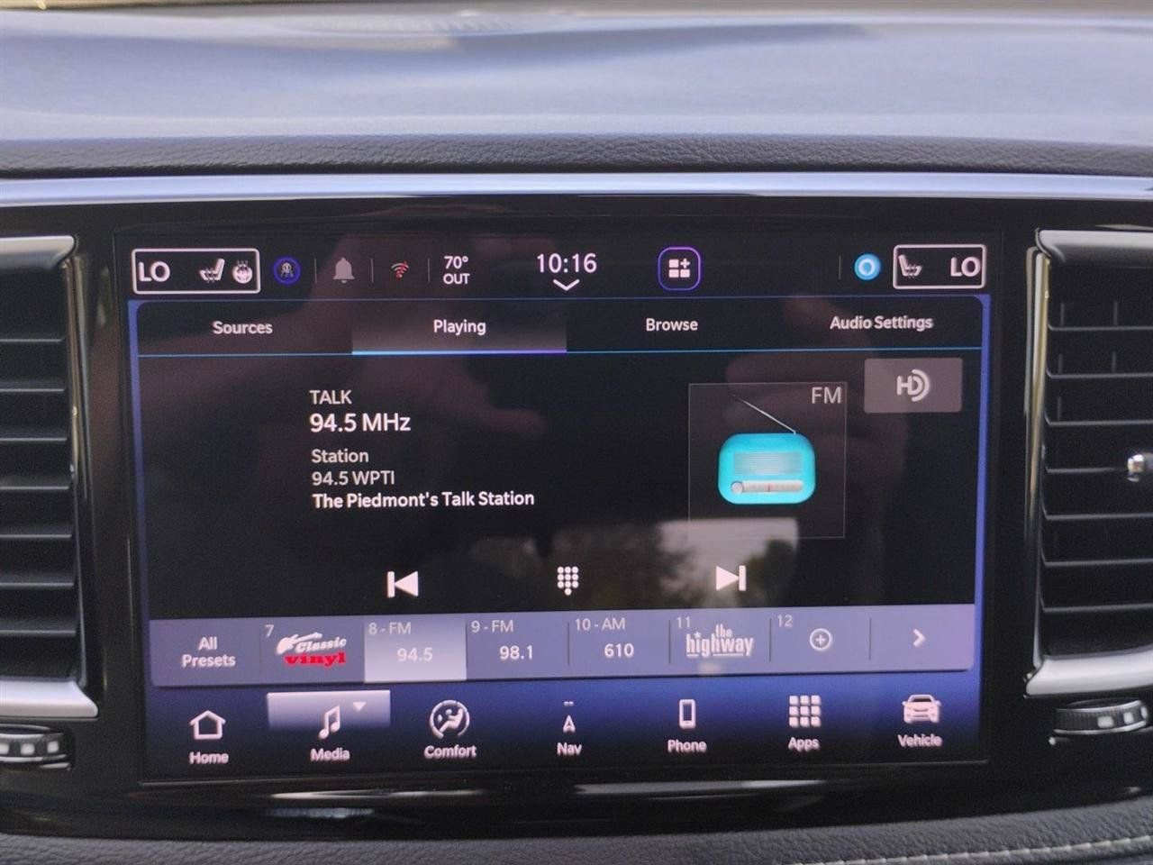 Used 2023 Chrysler Pacifica Limited FWD image 26