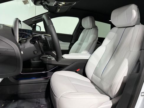 New 2026 Cadillac Lyriq Sport AWD/4WD image 5