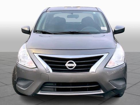 Used 2017 Nissan Versa S Plus image 4