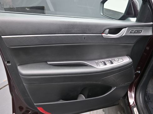 Used 2024 Hyundai Palisade Limited image 13
