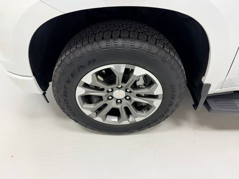 Certified 2023 Chevrolet Silverado 1500 High Country w/ Technology Package image 20