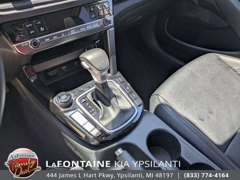 Certified 2024 Kia Seltos EX AWD/4WD image 23
