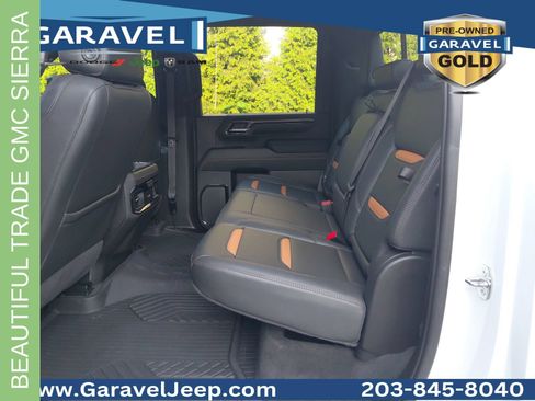 Used 2024 GMC Sierra 3500 AT4 w/ AT4 Preferred Package AWD/4WD image 17