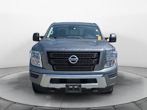 Used 2021 Nissan Titan SV AWD/4WD image 8