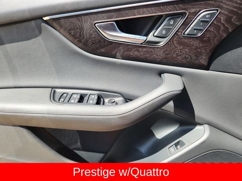 Used 2023 Audi Q8 Prestige w/ Prestige Package AWD/4WD image 29